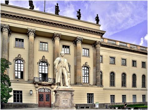 Humboldt-Universität zu Berlin School of Business and Economics